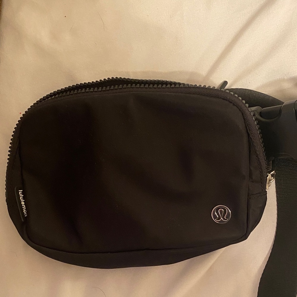 lululemon athletica Black Belt Bag